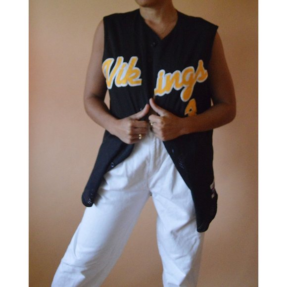 Throwback Sleeveless Jersey - Picture 3 of 4